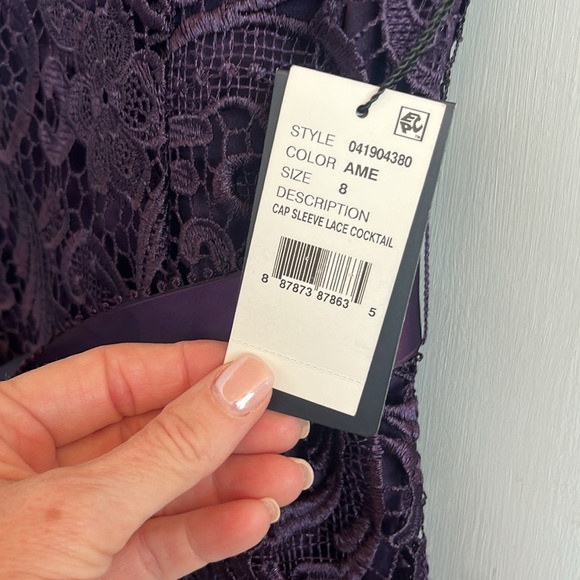 Adrianna Papell Lilac Lace Cap Sleeve Lined Belted Dress Size 8 NWT - Picture 10 of 13